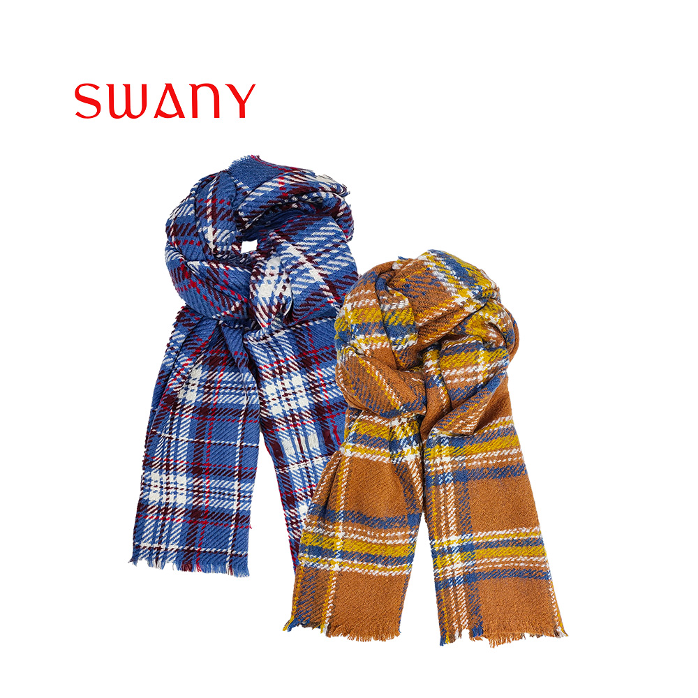 Woven scarf 02.jpg